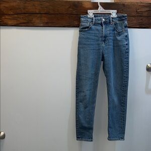 American Eagle Outfitters High-Rise Skinny Jeans - Medium Blue